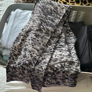 Lululemon base pace 25-inch - estuary grey multi